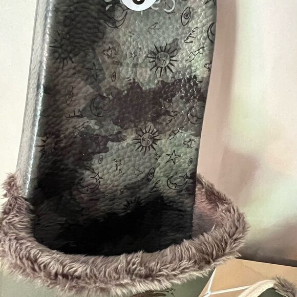 NEW Johnny Was Calme green leather space camo fur lined slip on slide sandals 8M - Picture 2 of 7